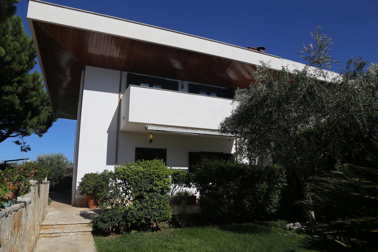 Il Grandangolo Valenzano Exteriör bild