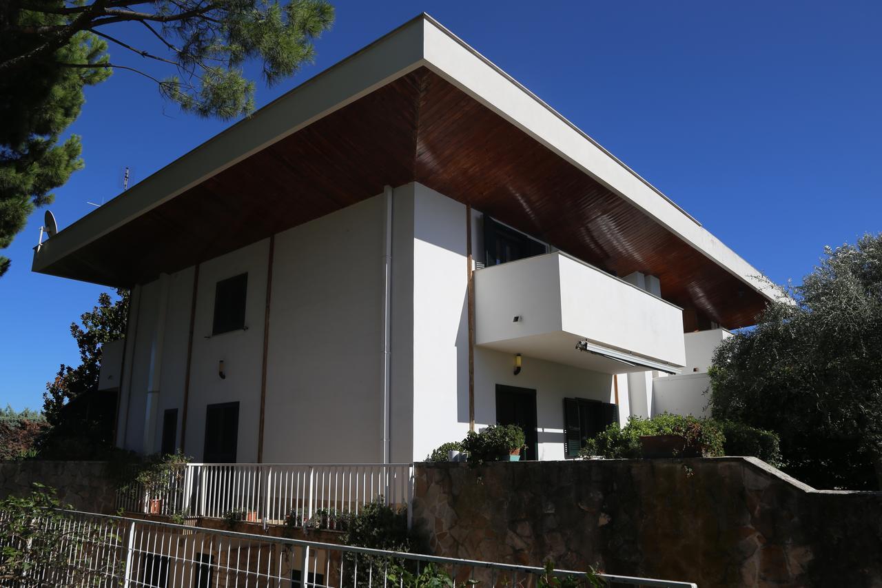 Il Grandangolo Valenzano Exteriör bild